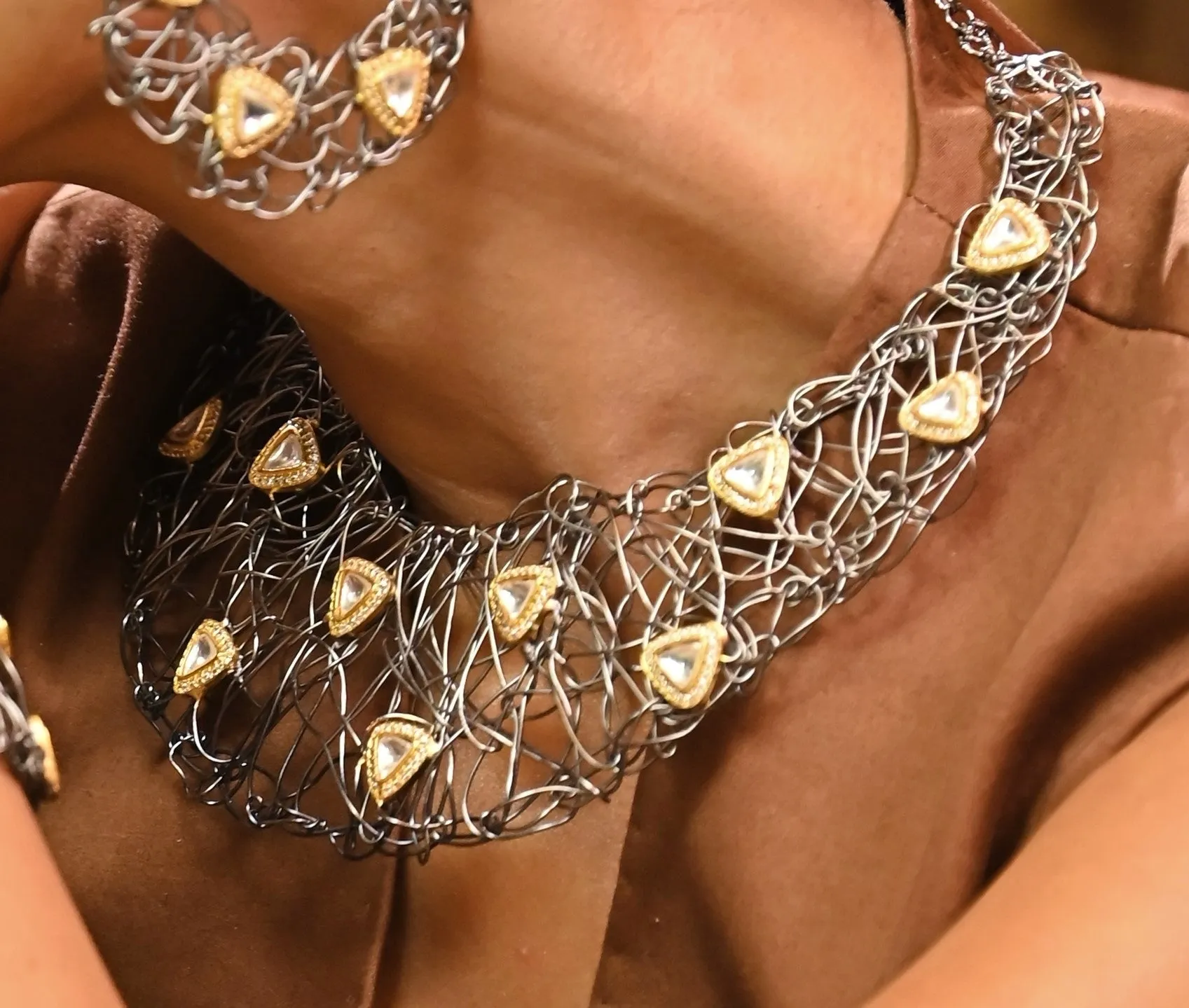 Black Rhodium Wire Mesh Kundan And Polki Necklace