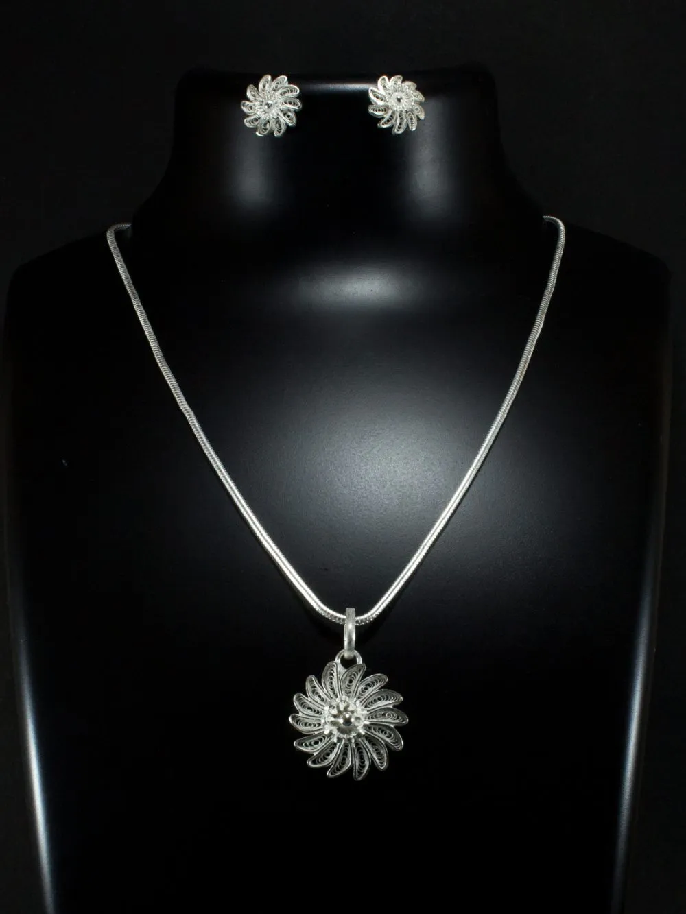 Chakri Pendant Set