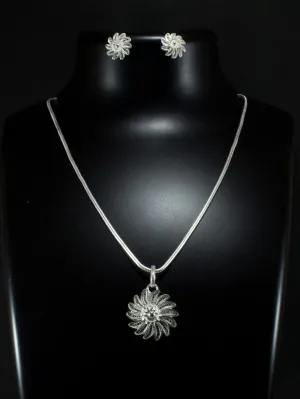 Chakri Pendant Set