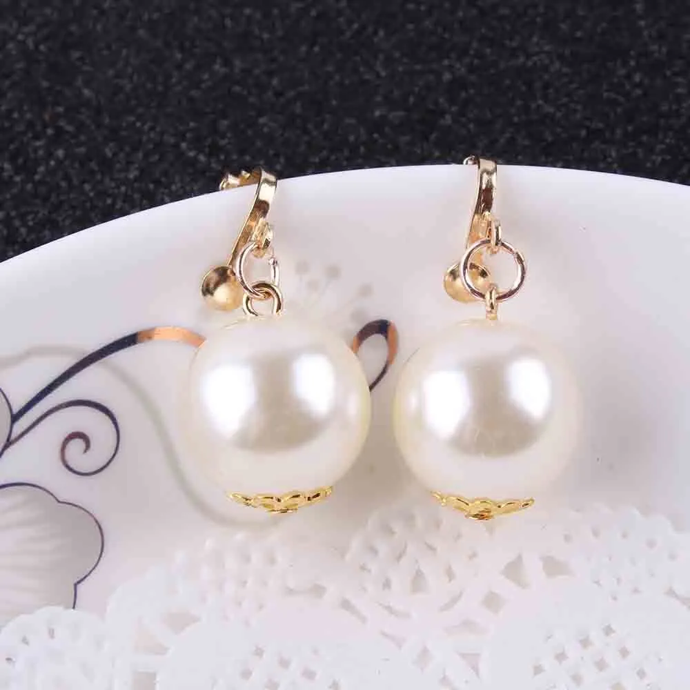 Classic simple Elegant 14mm big imitation pearl clip on earrings