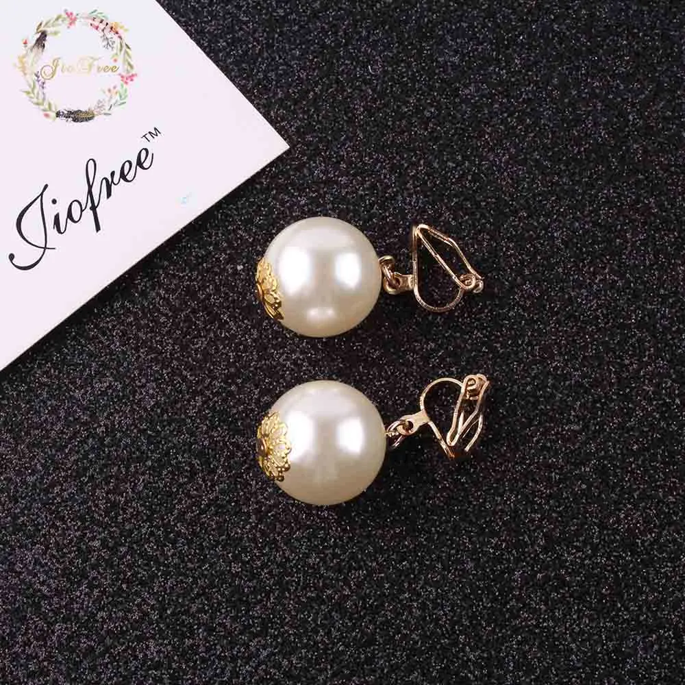 Classic simple Elegant 14mm big imitation pearl clip on earrings