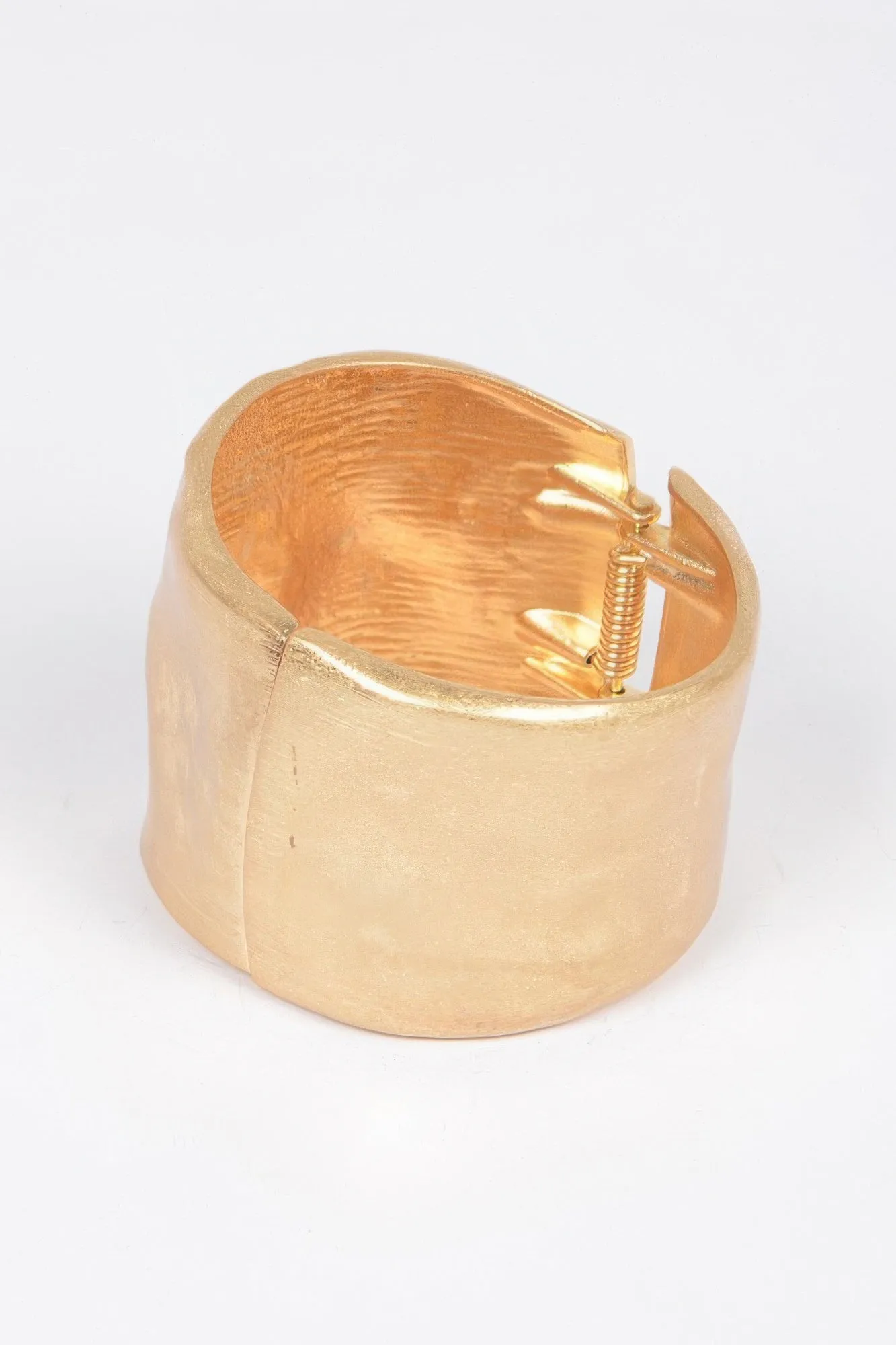 Cuff It Spring Hinge Cuff