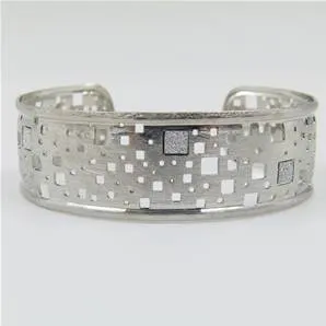 Cut out decorative squares design bangle