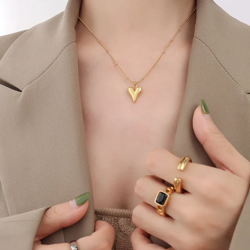 Elegant Titanium Plated Gold Necklace with Chic French Touch