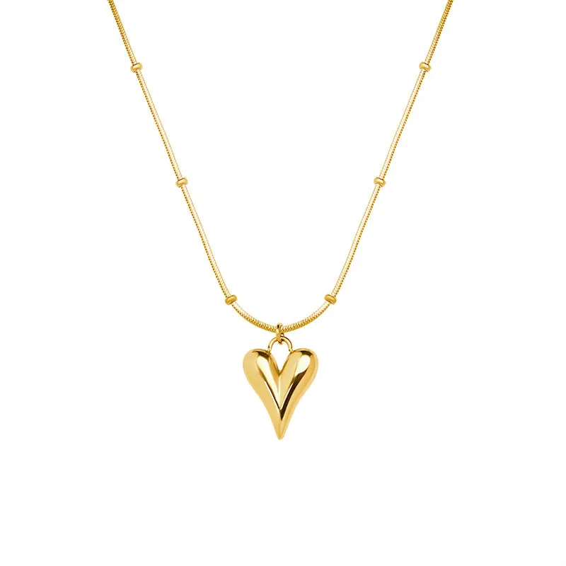 Elegant Titanium Plated Gold Necklace with Chic French Touch