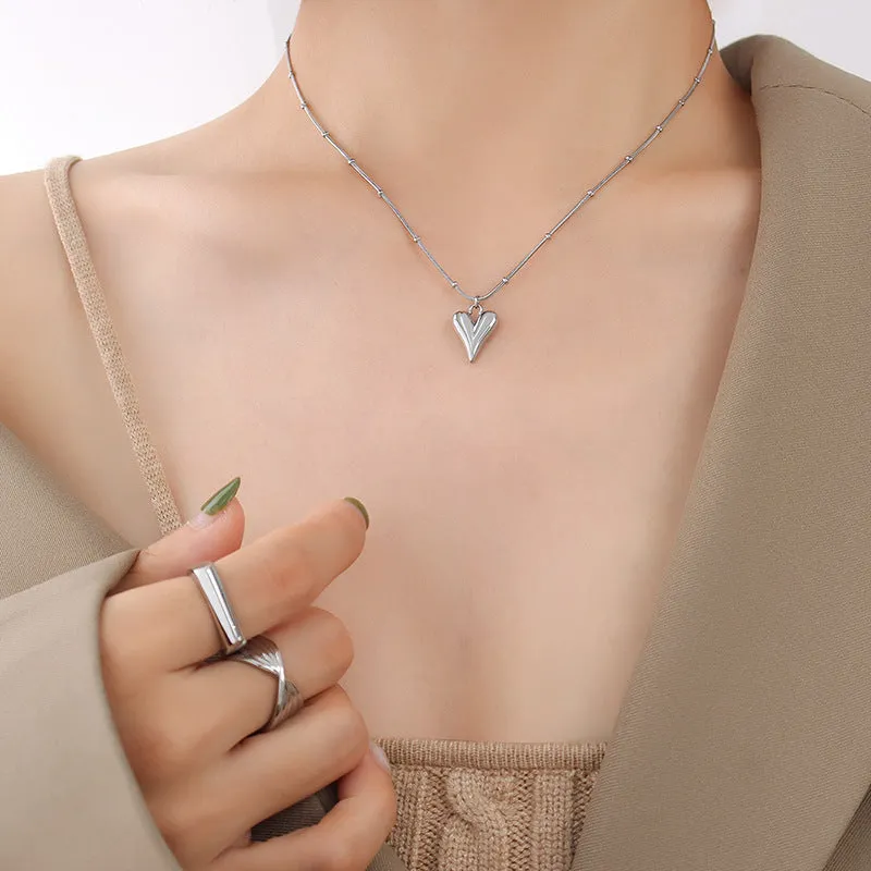 Elegant Titanium Plated Gold Necklace with Chic French Touch