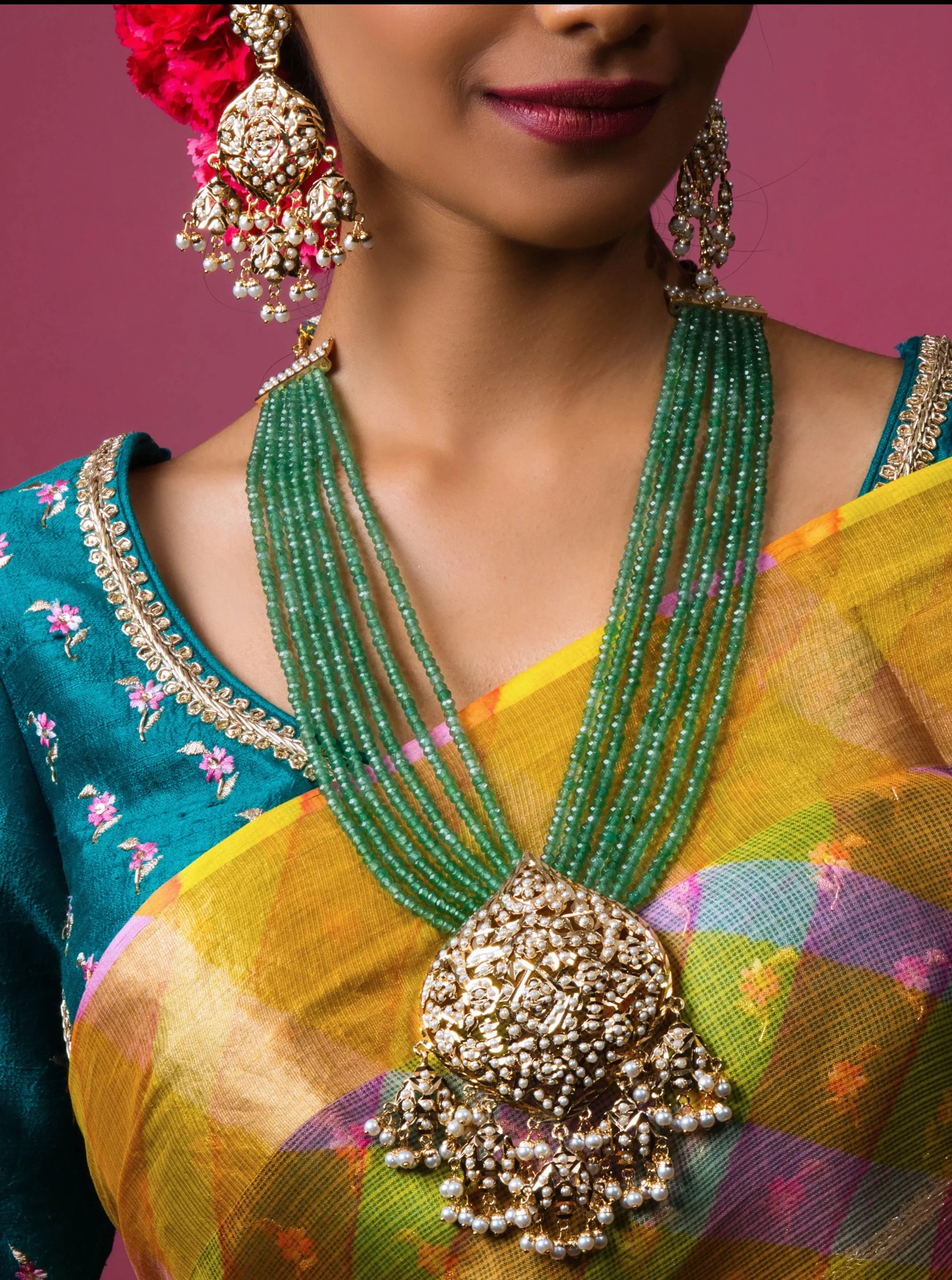 Emerald Green Elegant Jadau Bridal Ensemble (Necklace and Earrings)