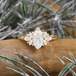 GemsMagic Graceful Marquise Cut Moissanite Ring-Aro