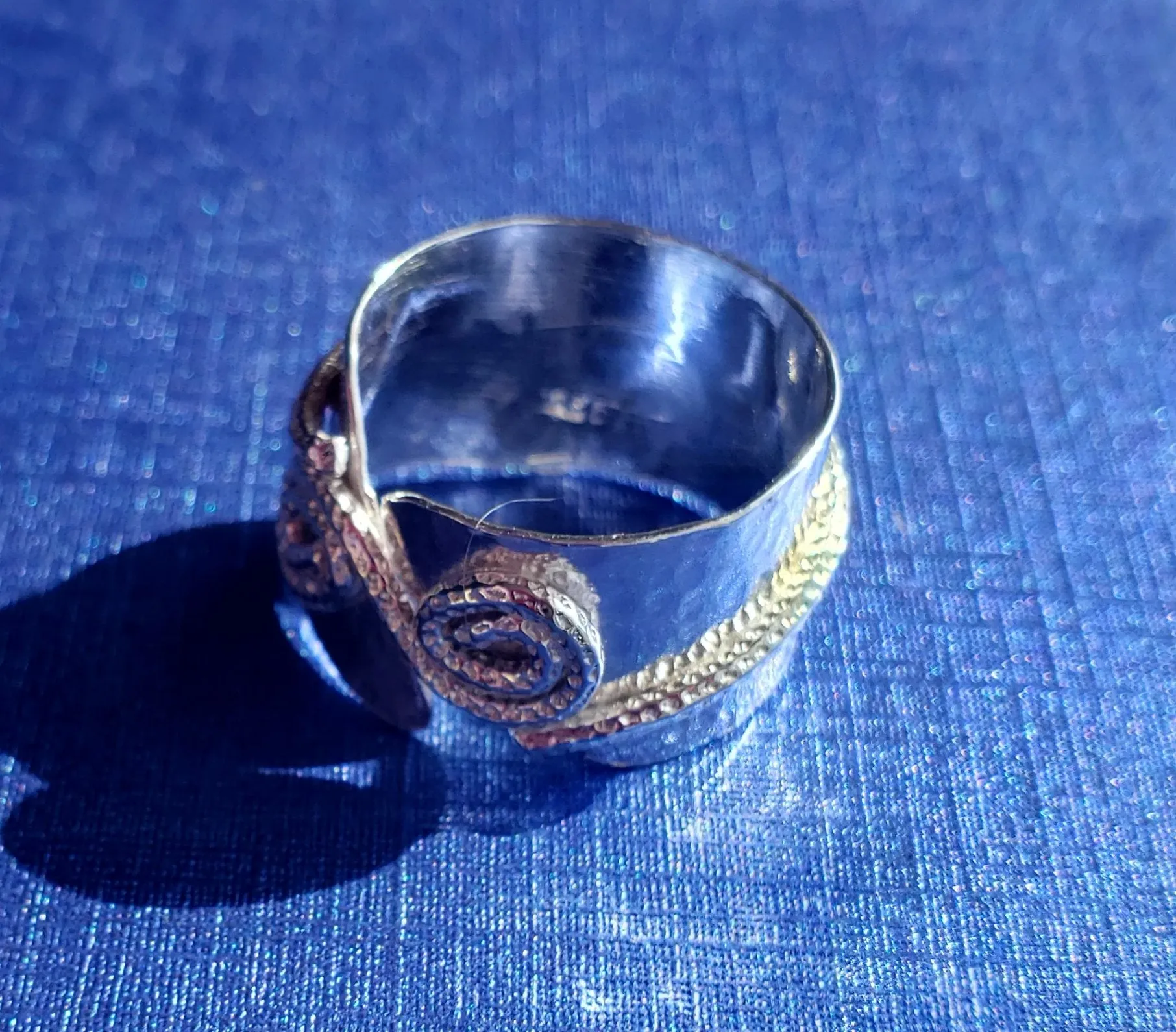 Handmade Dainty Boho Swirl Ring – Diamond-Cut Sterling Silver S-Swirl Design