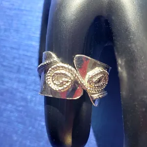 Handmade Dainty Boho Swirl Ring – Diamond-Cut Sterling Silver S-Swirl Design