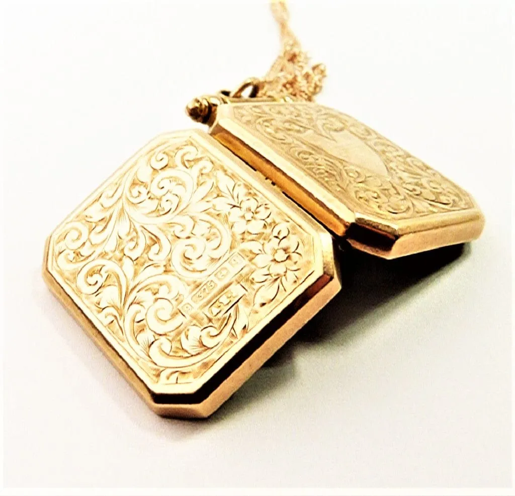 Impressive Antique Solid Gold Fully Hallmarked Keepsake Locket 1915 With Elegant Necklace