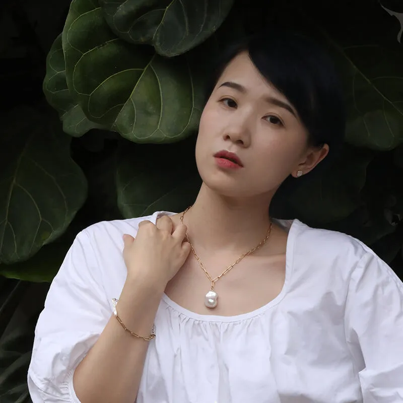 Large Baroque Pearl Pendant Necklace