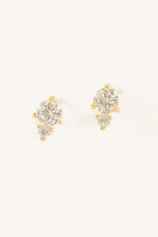 Lovoda Mini Cluster Stud Earrings