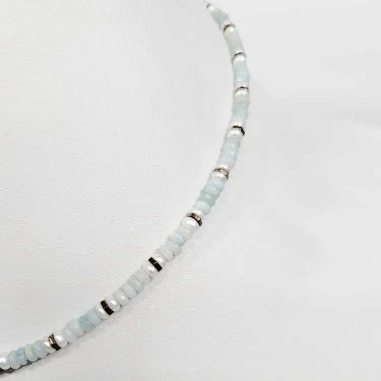 Mini Beaded Necklace with Pearls and Aquamarine Jasper