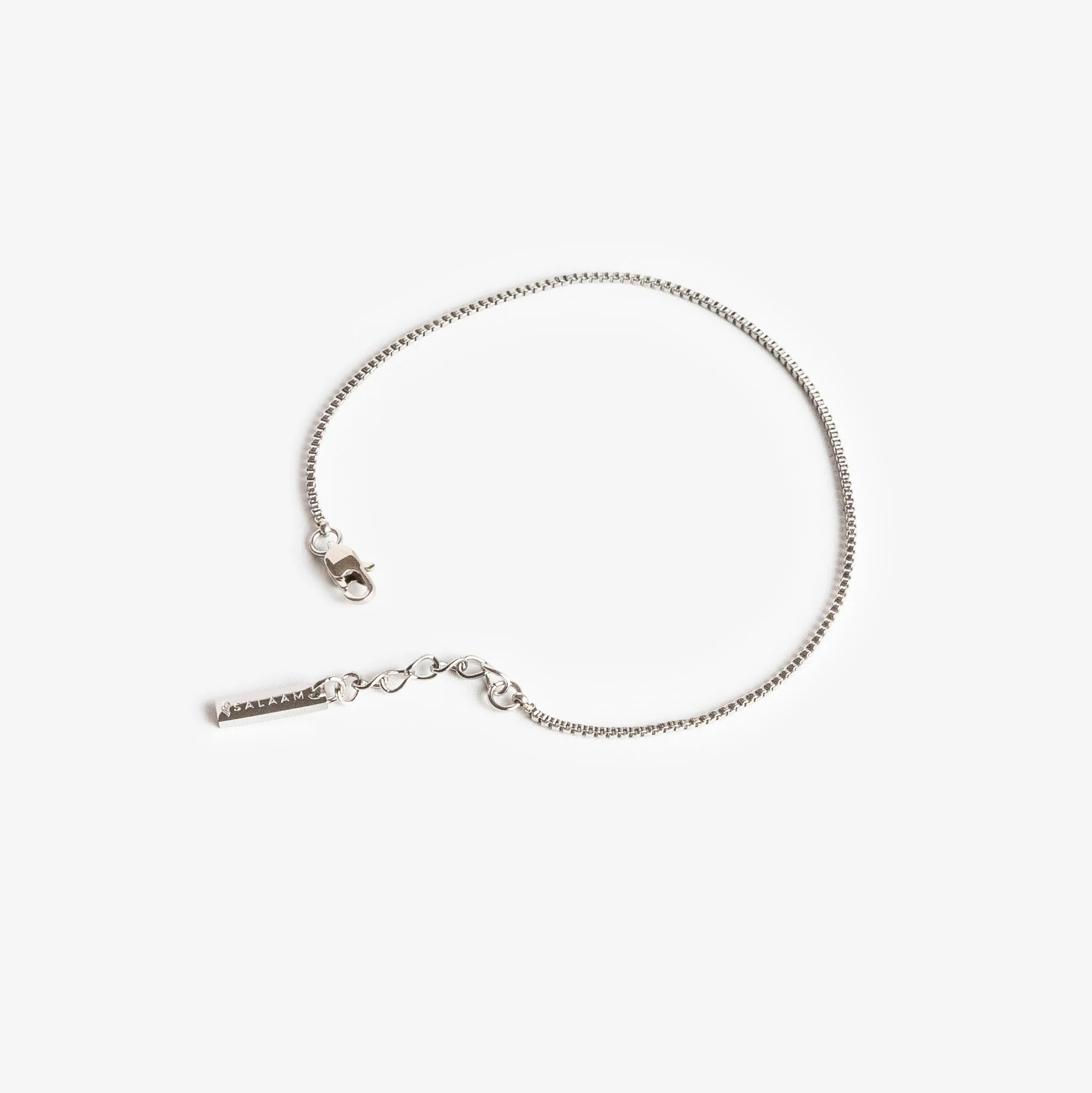 Minimal Box Chain Bracelet