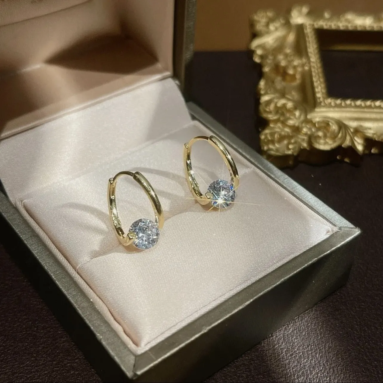 New Simple Single Zirconia Earrings For Women