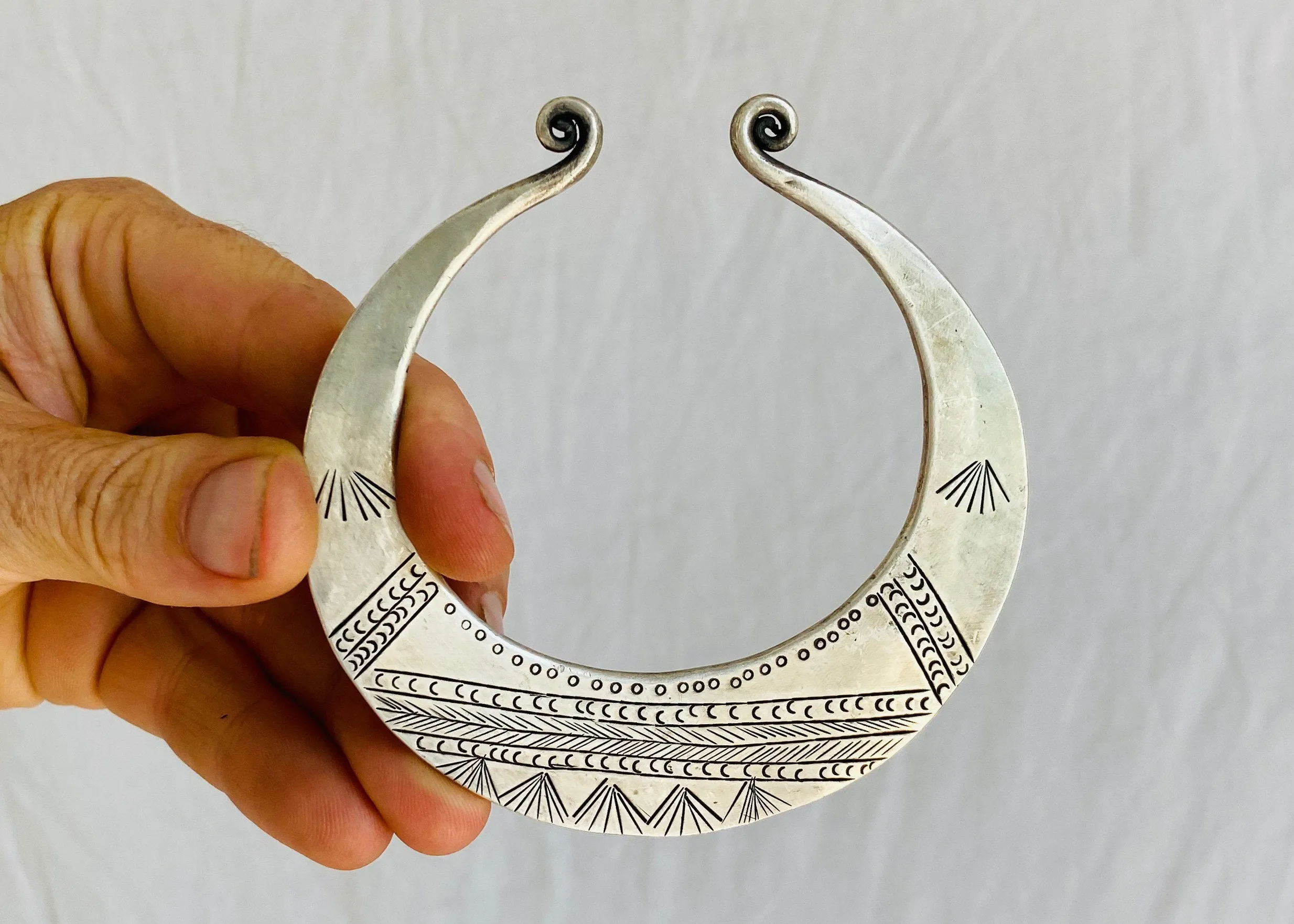 PAIR Miao Hmong Bangles Bangles. China