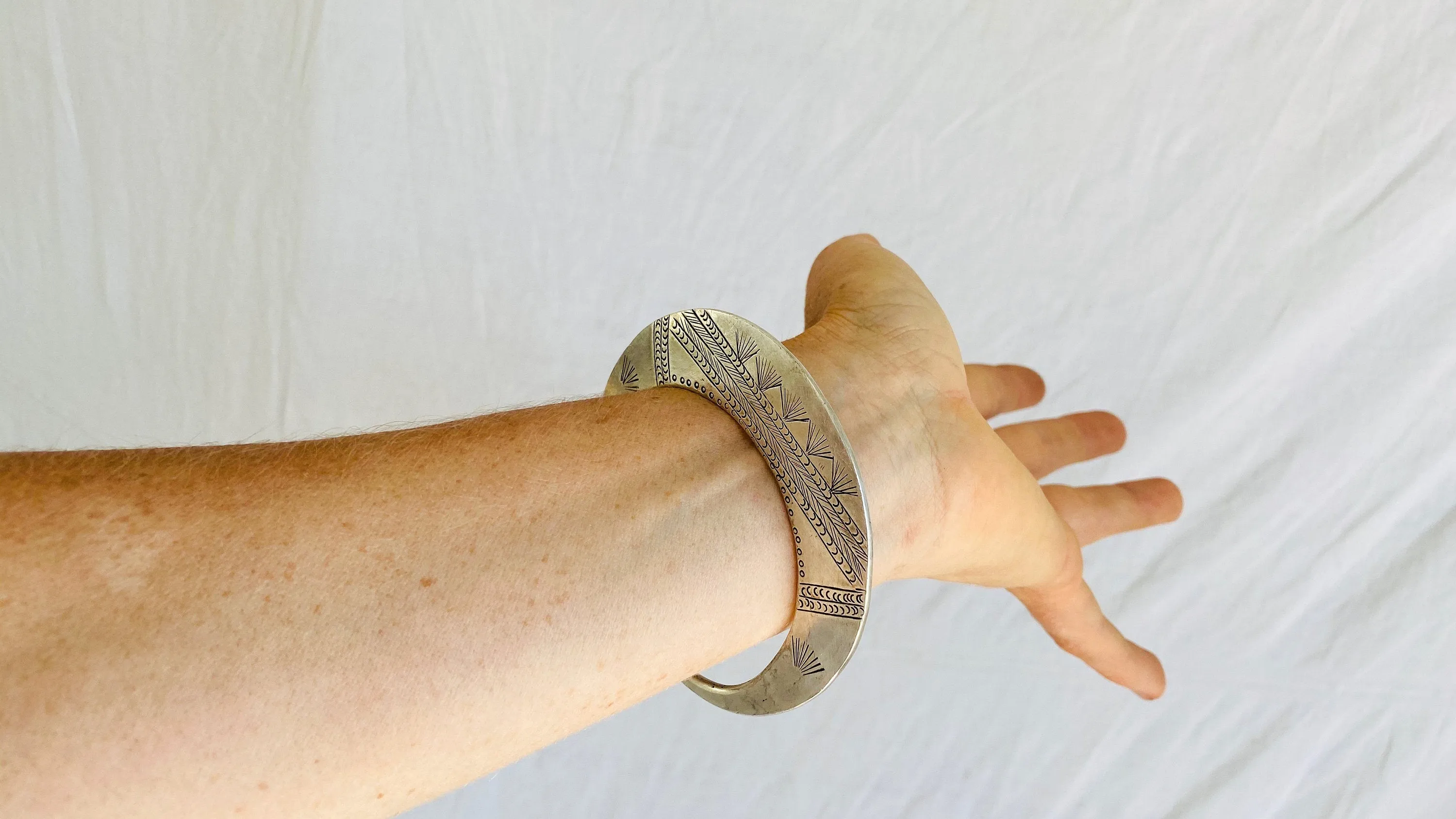 PAIR Miao Hmong Bangles Bangles. China