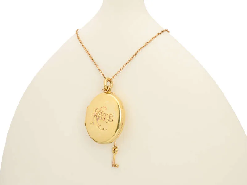 Rare 18k Gold Locket & Working Key