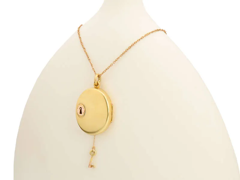 Rare 18k Gold Locket & Working Key
