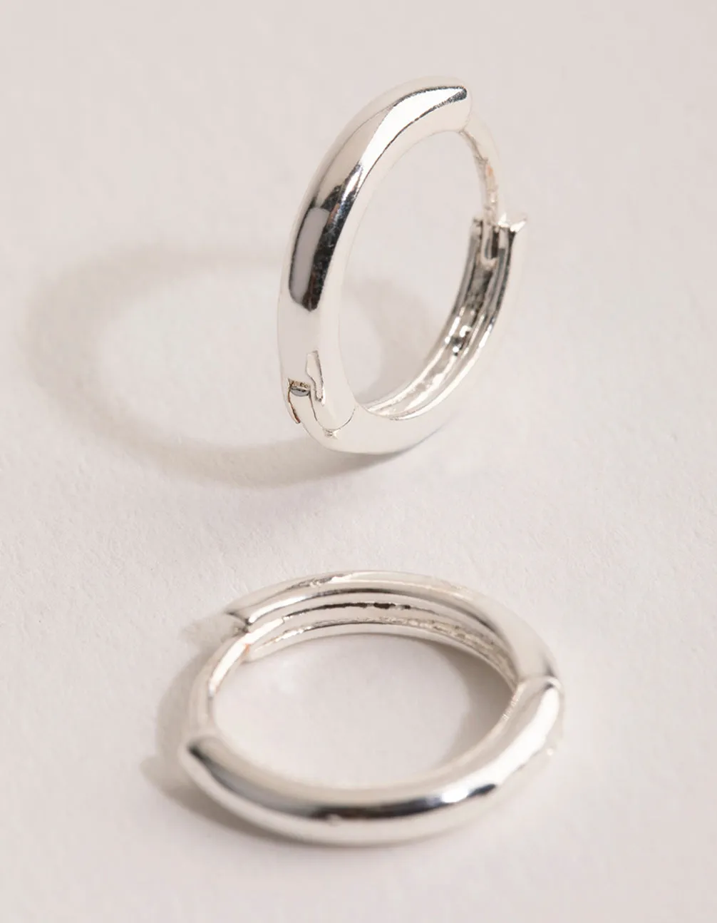 Silver Simple Huggie Earrings