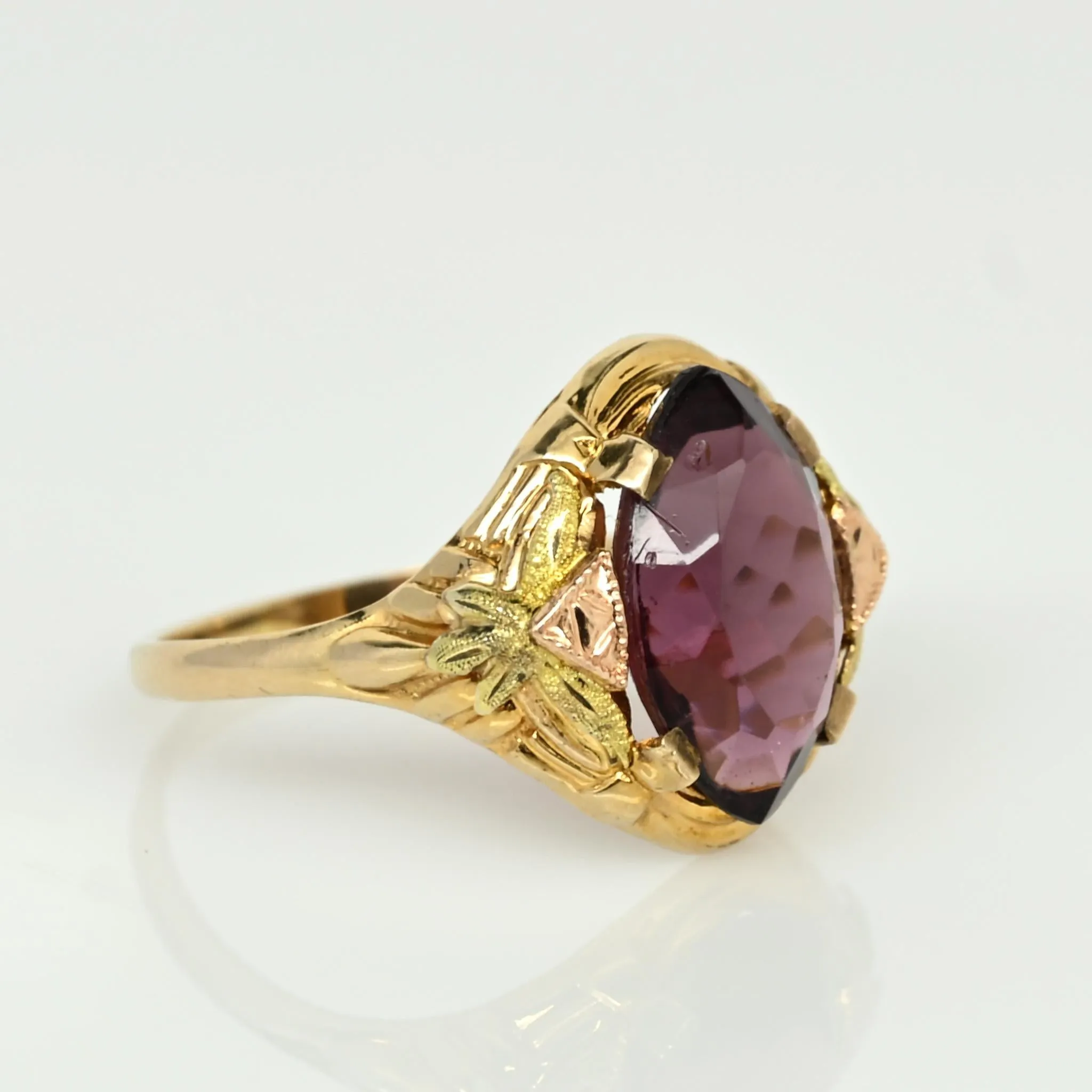 Vintage 10k Glass Ring With Rose and Yellow Gold Accents