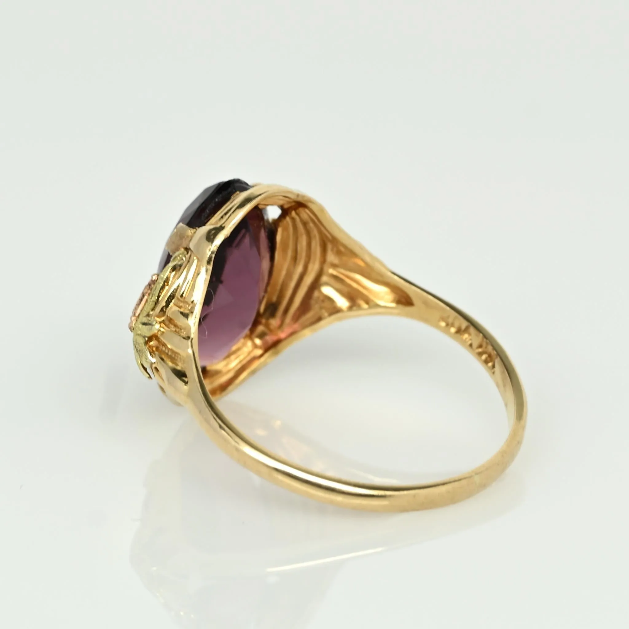 Vintage 10k Glass Ring With Rose and Yellow Gold Accents