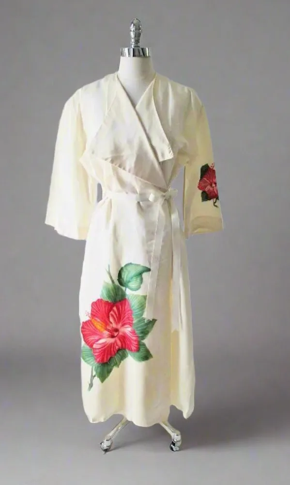 Vintage 40's 50's White Hand Painted Hawaiian Robe | Dressing Gown 38