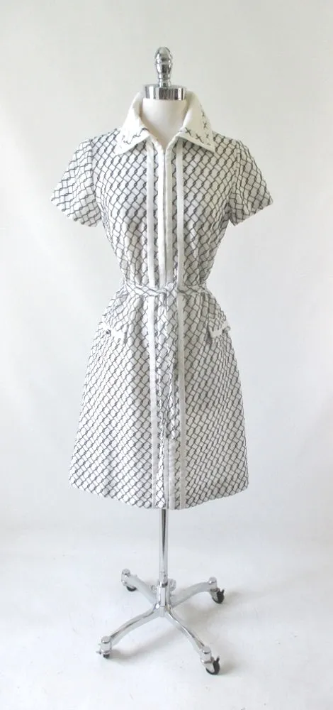 Vintage 60's Black & White Belted Shift Dress M