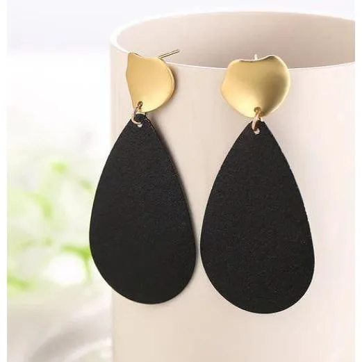 Women Golden Drop Geometric Black Long Hanging Earrings Retail