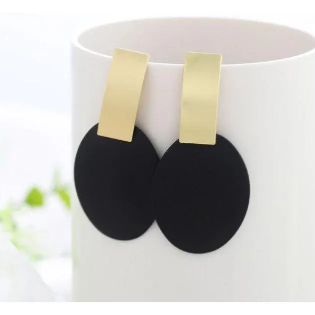 Women Golden Drop Geometric Black Long Hanging Earrings Retail