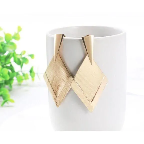 Women Golden Drop Geometric Black Long Hanging Earrings Retail
