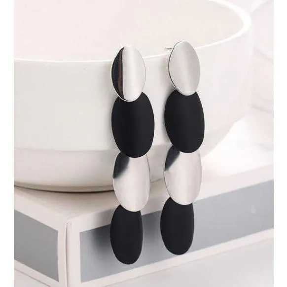 Women Golden Drop Geometric Black Long Hanging Earrings Retail