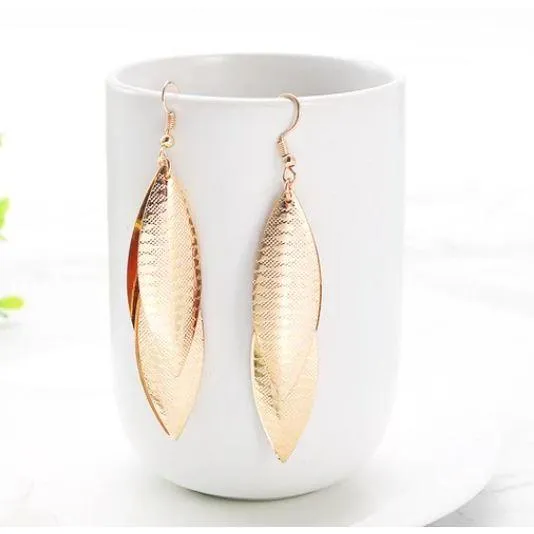 Women Golden Drop Geometric Black Long Hanging Earrings Retail